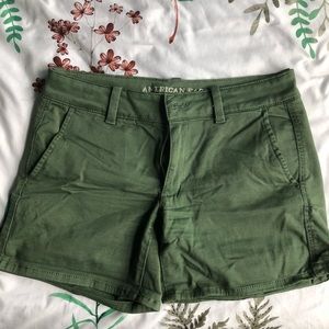 Size 6 American Eagle Midi Shorts